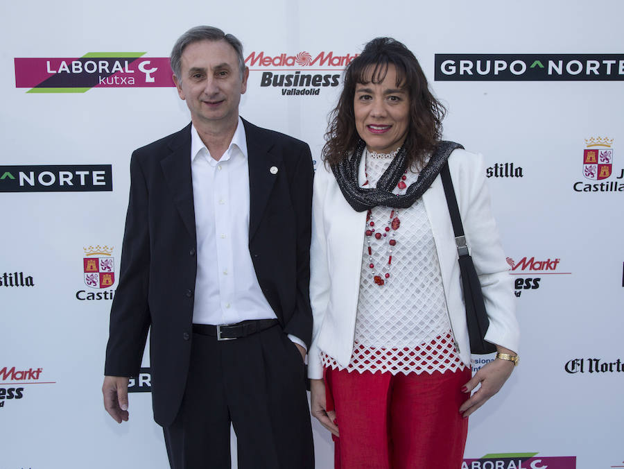 Manolo Ramos (MR Informática) y María Asunción Tejero.
