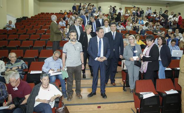 Momentos previos al cara a cara en Salamanca.