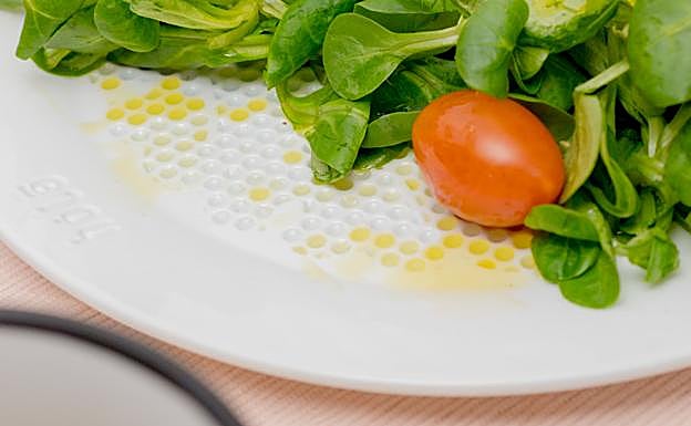 Imagen principal - Hola, el plato que absorbe la grasa y las calorías de la comida