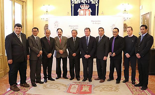 Los delegados han visitado la Diputación de Burgos