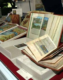 Imagen secundaria 2 - La Feria del Libro de Burgos abre sus puertas con 14 casetas en el Paseo del Espolón