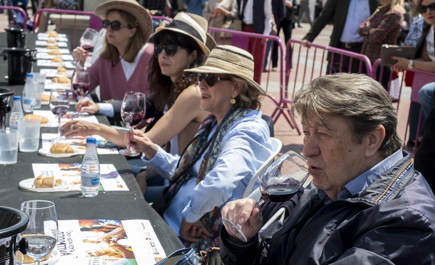 Fotos: Cata del sábado por la mañana en la feria &#039;Valladolid, Plaza Mayor del Vino&#039;