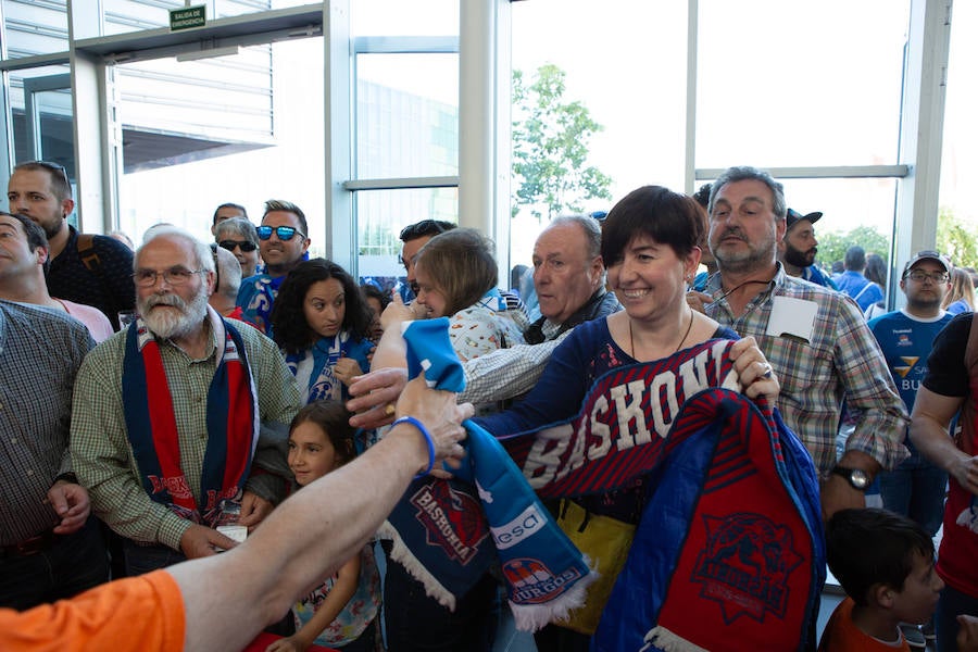 Un millar de aficionados del San Pablo viajan a Vitoria de la mano de Endesa para disfrutar del choque frente al Kirolbet Baskonia.