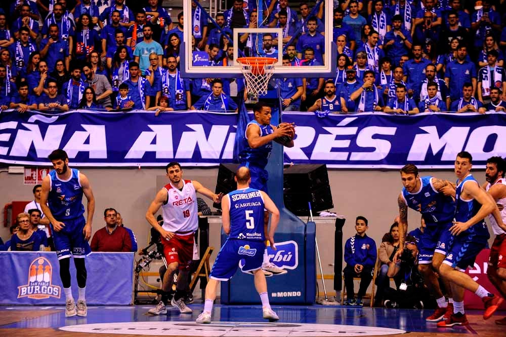 Fotos: Las mejores imágenes del San Pablo RETAbet Bilbao Basket