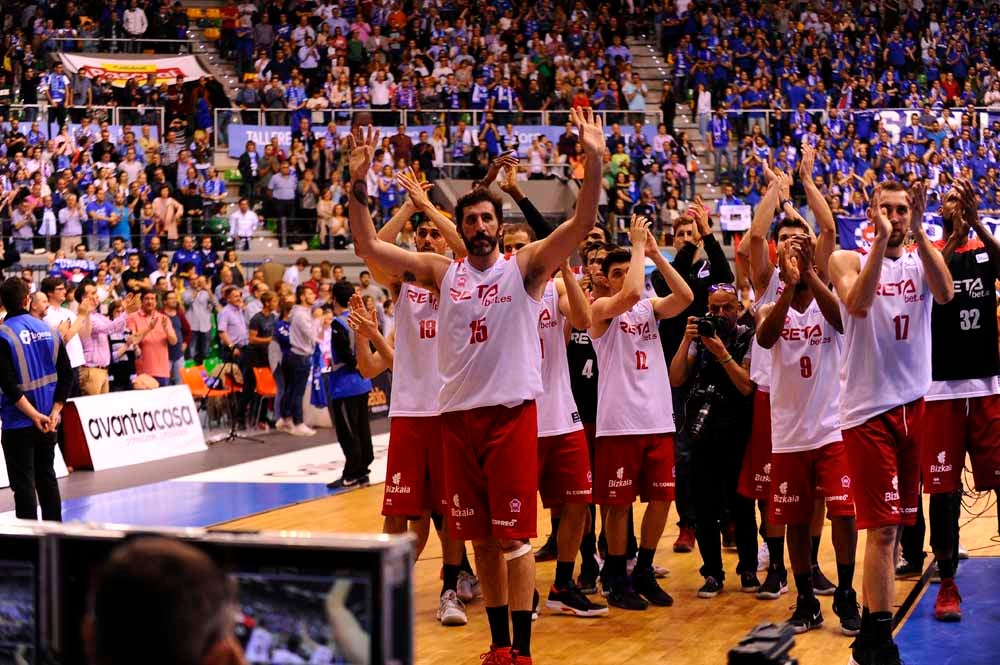 Fotos: Las mejores imágenes del San Pablo RETAbet Bilbao Basket