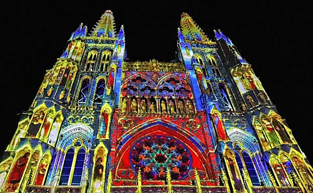 La fachada de Santa María ofreció multitud de caras