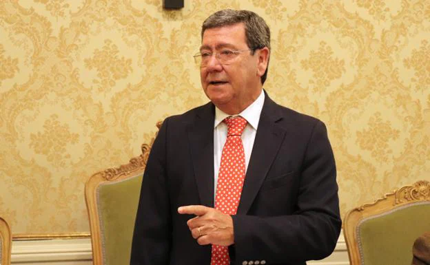 El presidente del PP de Burgos, César Rico
