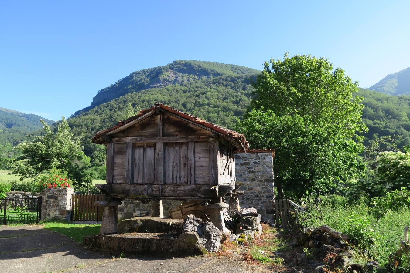 Hórreo en Santa Marina de Valdeón.