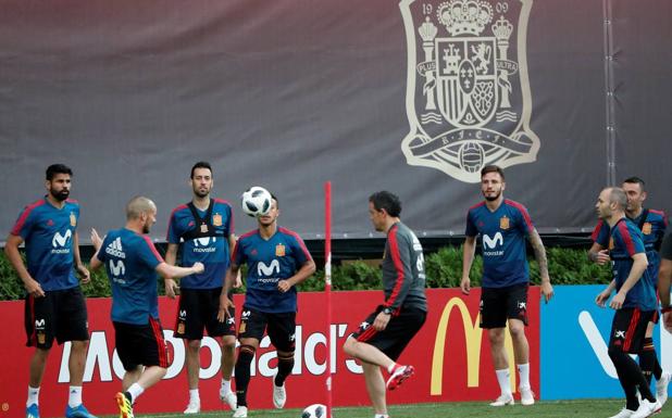 La selección española, en un entrenamiento. 
