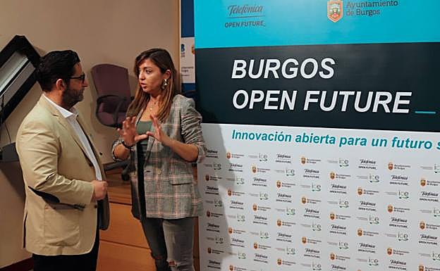 José Vicente Orden y Carolina Blasco han presentado el programa.