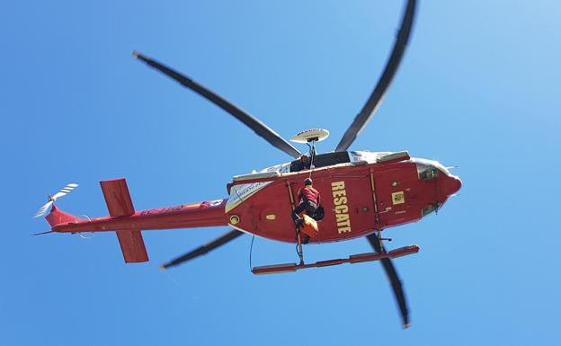 Helicóptero de rescate del 112 de Cantabria