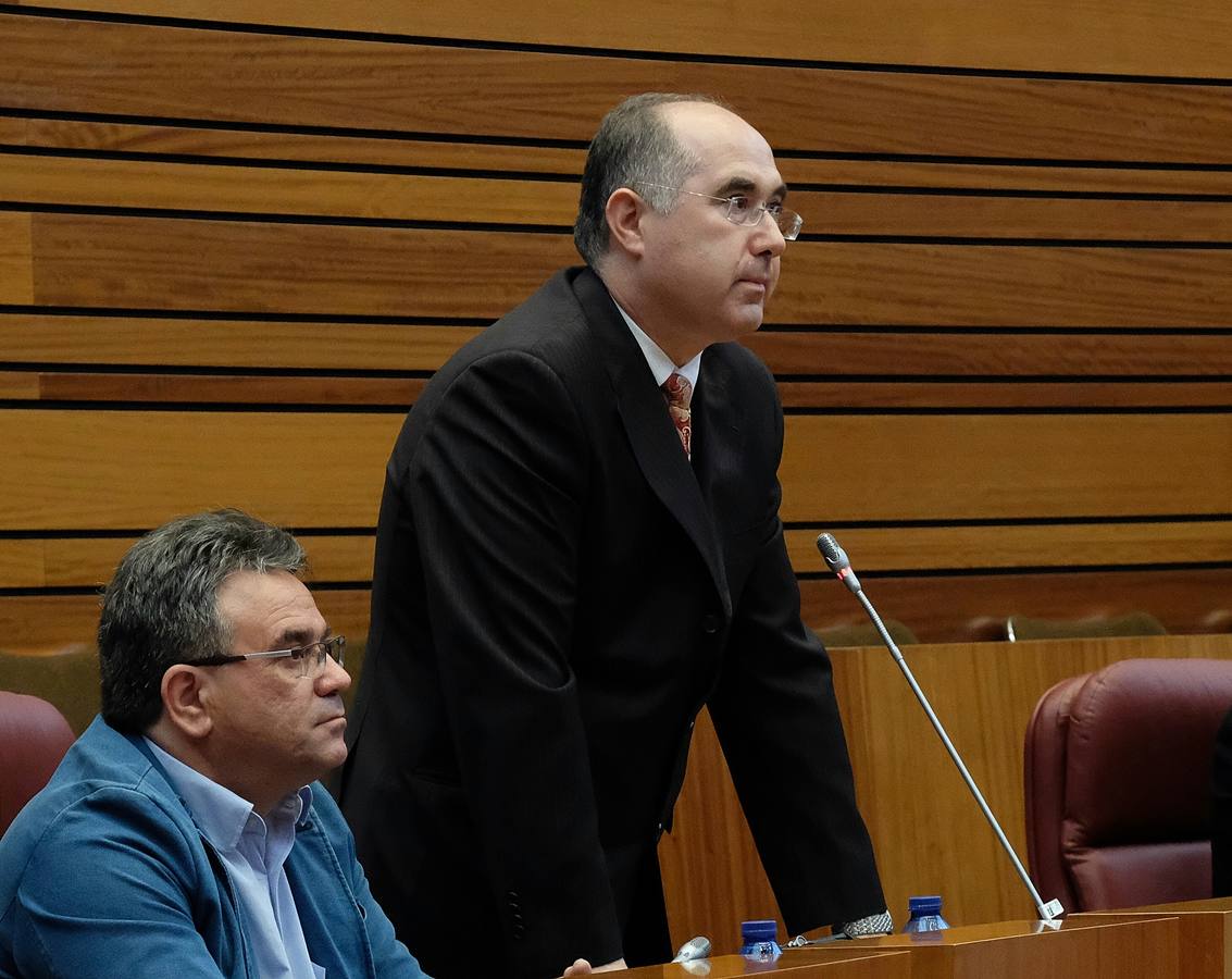 En su intervención, Juan Vicente Herrera ha defendido el acuerdo firmado con el sector, los grupos parlamentarios y el diálogo social de cara a la nueva PAC