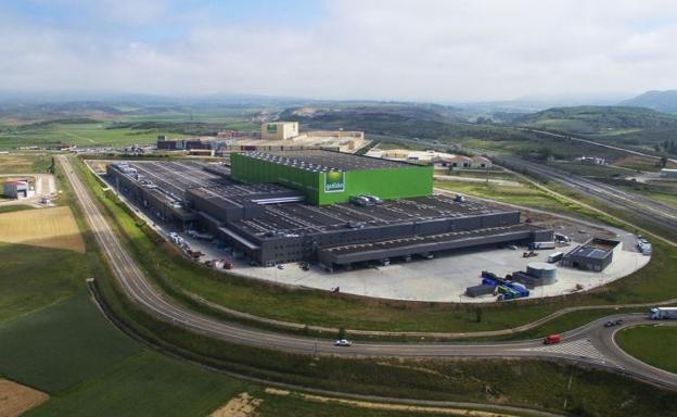 Exterior de la planta VIDA de Galletas Gullón en Aguilar de Campoo. 