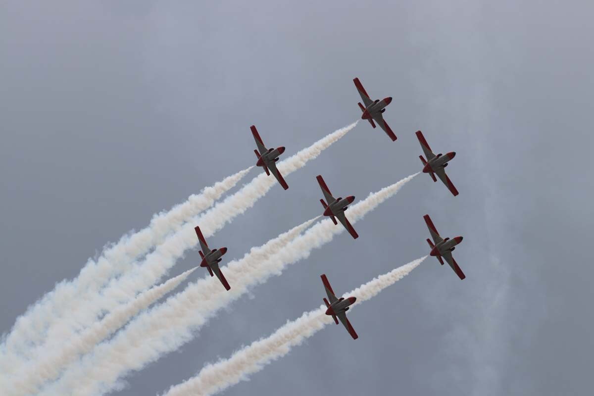 Fotos: Exhibición de la Patrulla Águila en Burgos