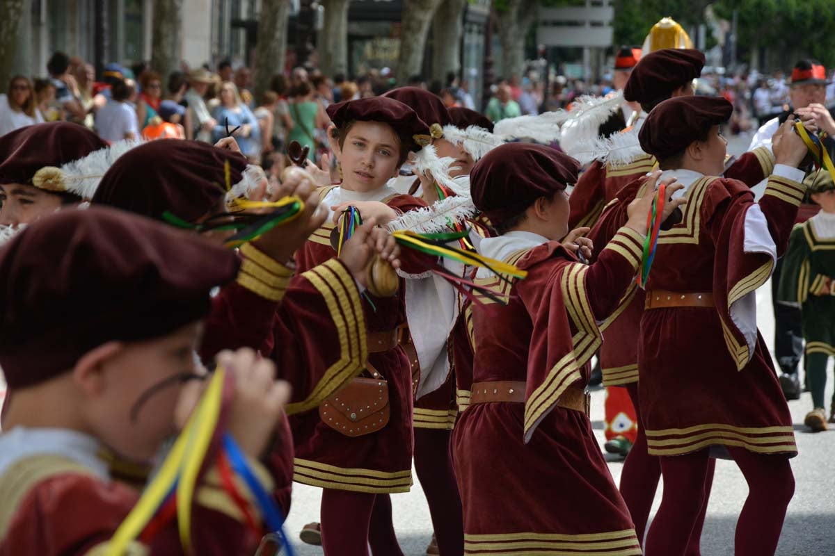 Fotos: Cabalgata de las fiestas de San Pedro y San Pablo