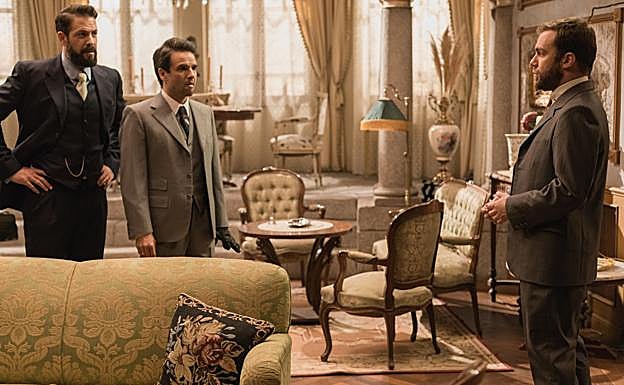 Isaac sigue sin superar la muerte de su amada