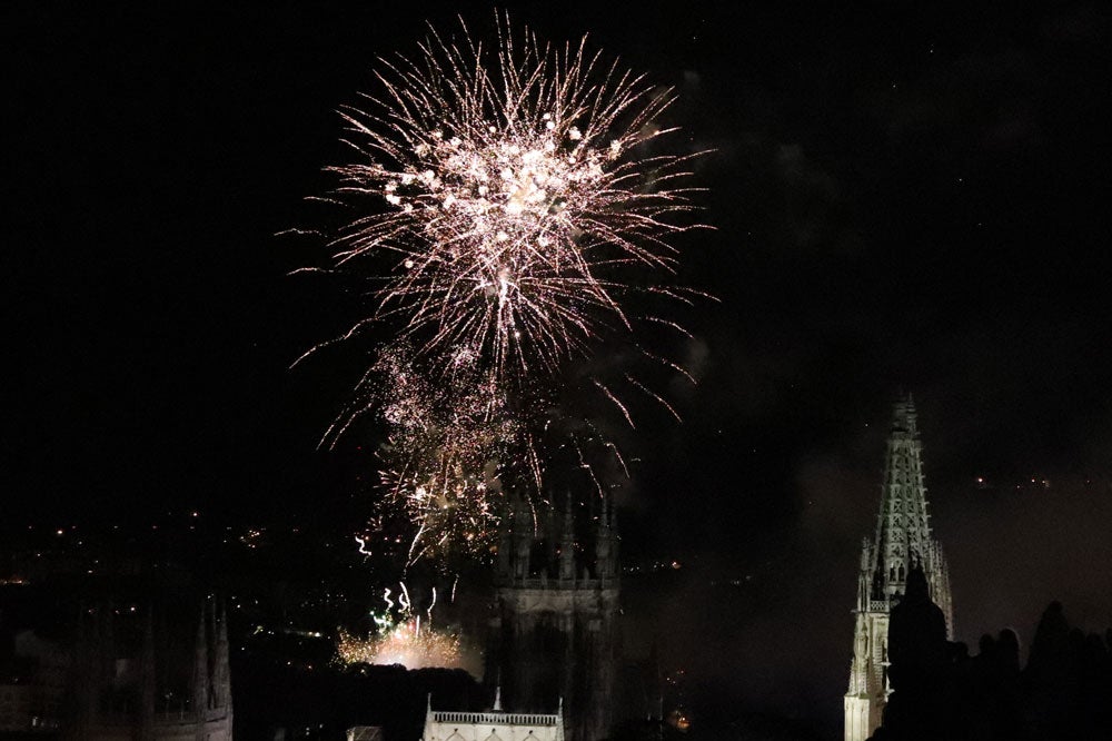 Fotos: Última sesión de fuegos artificiales en los Sampedros