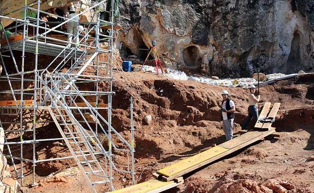 Aspecto de Cueva Fantasma durante los primeros días de la campaña.