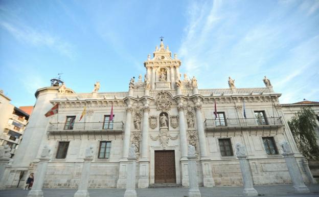 Fachada de la Universidad de Valladolid.