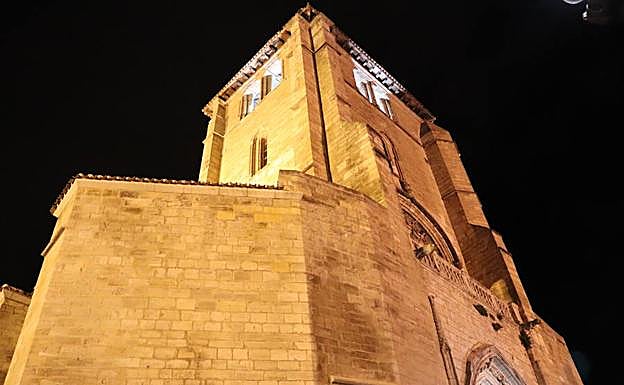 Iglesia de San Esteban, en la que se encuentra el Museo del Retablo