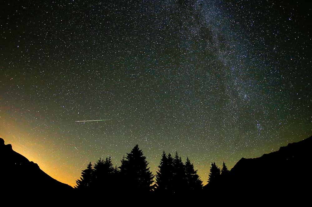 Fotos: Las perseidas comienzan a hacer su magia