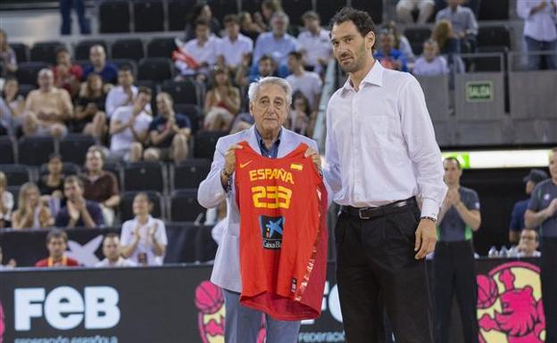 Juan Martín Caño (i), junto a Jorge Garbajosa, en 2016. 