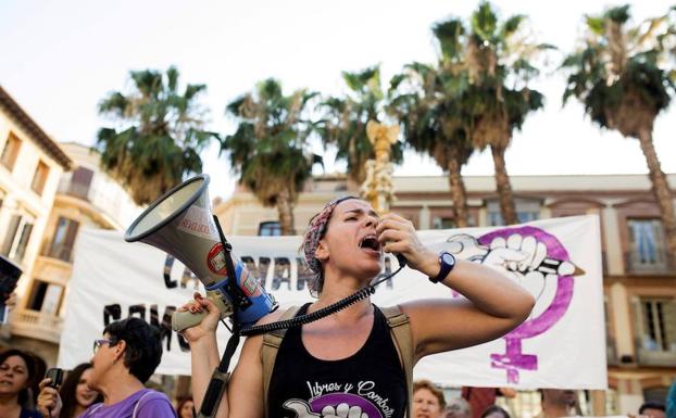 Maniestación en Málaga contra la puesta en libertad de los miembros de La Manada. 