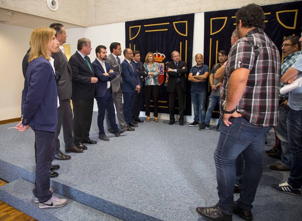 Fotos: Pleno en las Cortes de Castilla y León