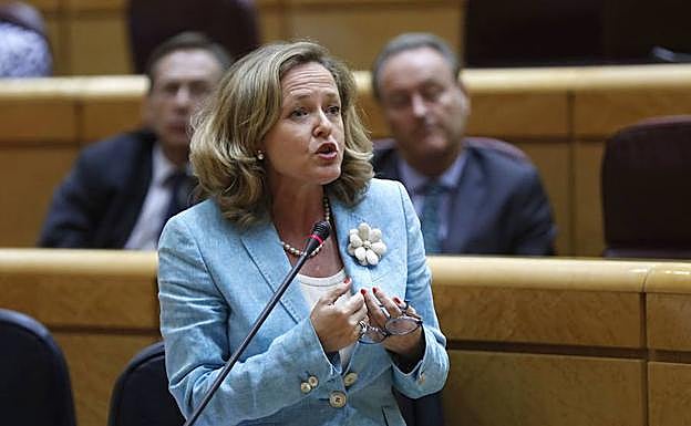 La ministra de Economía, Nadia Calviño.
