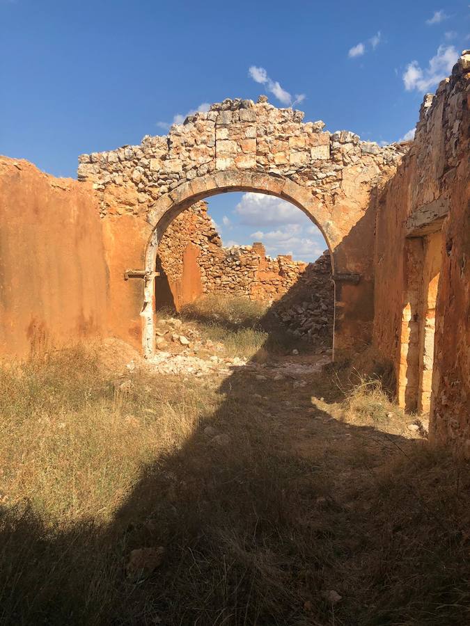 Imagen secundaria 2 - La ermita de San Lorenzo perteneció al despoblado de Boíllos.