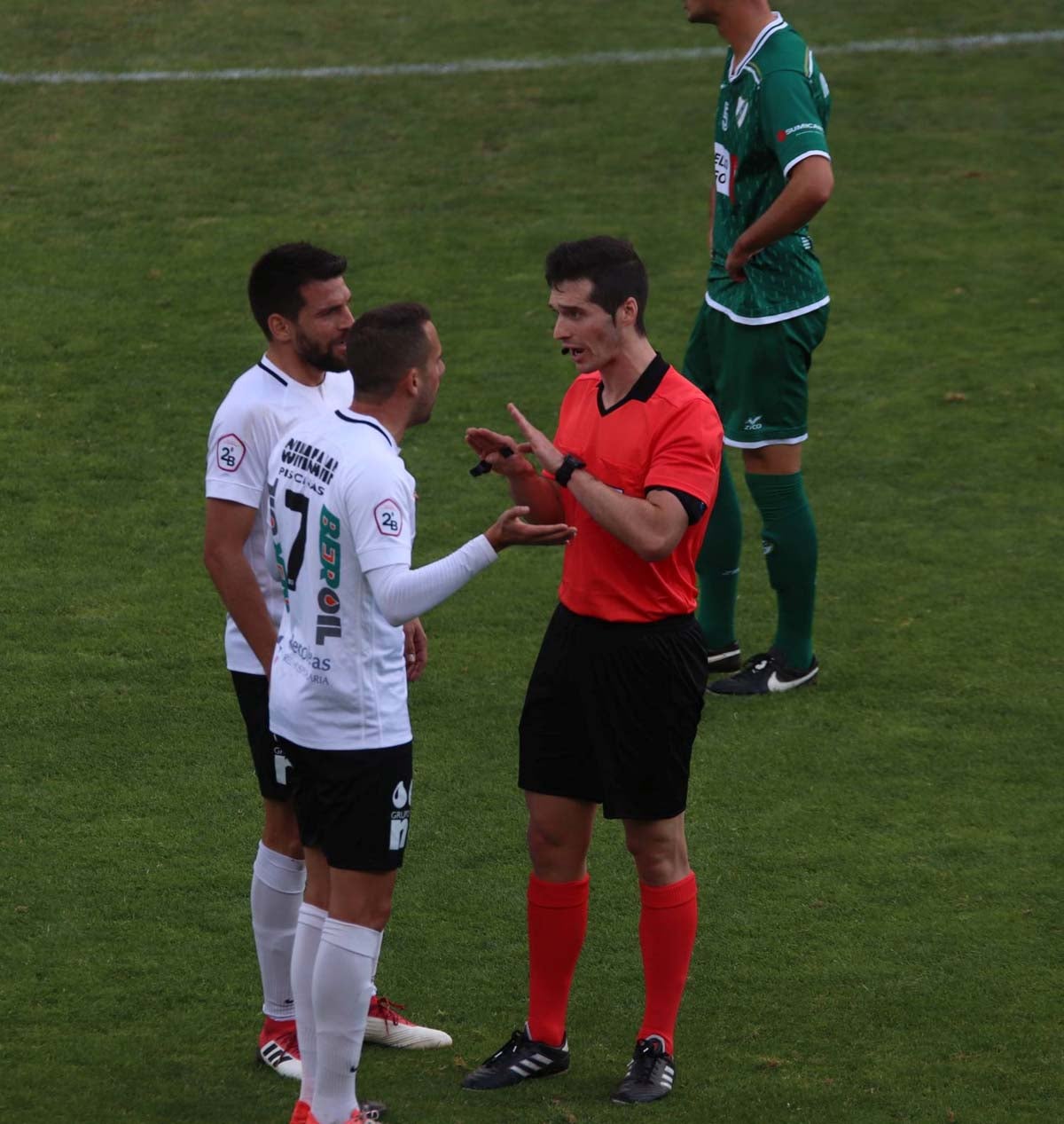 Fotos: EL Burgos CF - Coruxo FC, en imágenes