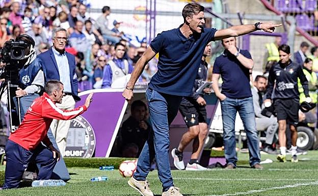 Leo Franco, durante un partido con el Huesca. 