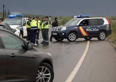 Imagen secundaria 1 - Hallan muerto al bombero desaparecido por las inundaciones en Málaga