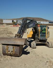 Imagen secundaria 2 - La actividad es intensa en el polígono. 