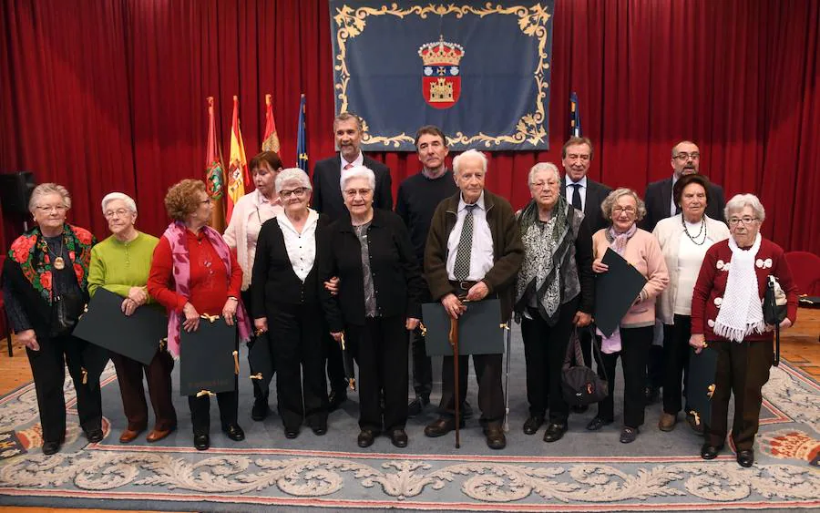 Homenaje a algunos de los Niños de la Guerra en la Universidad de Burgos.