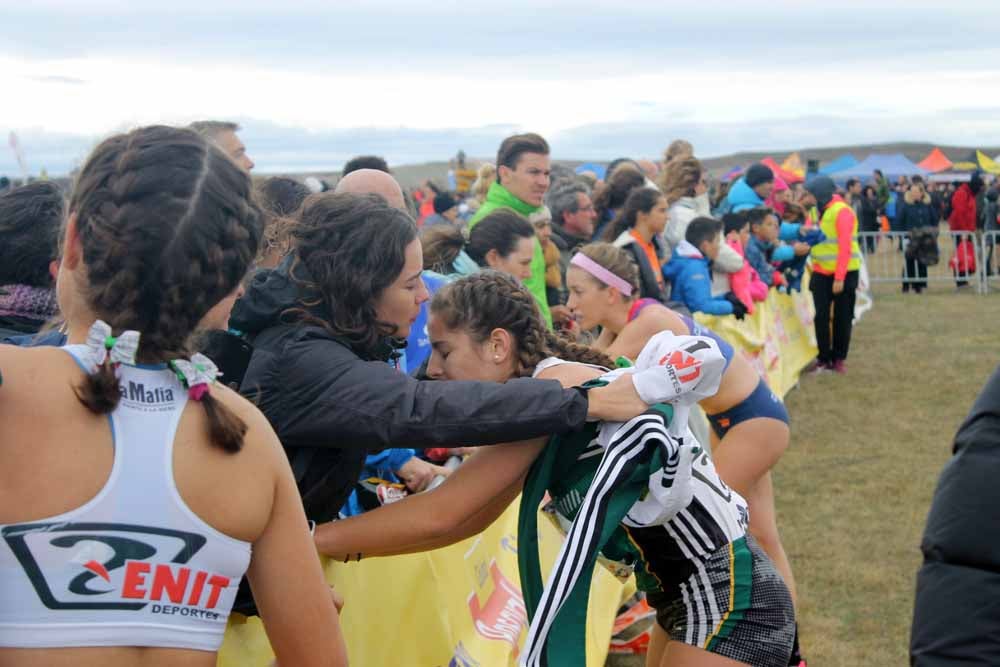 Fotos: Más allá de los atletas profesionales. Un cross para todos