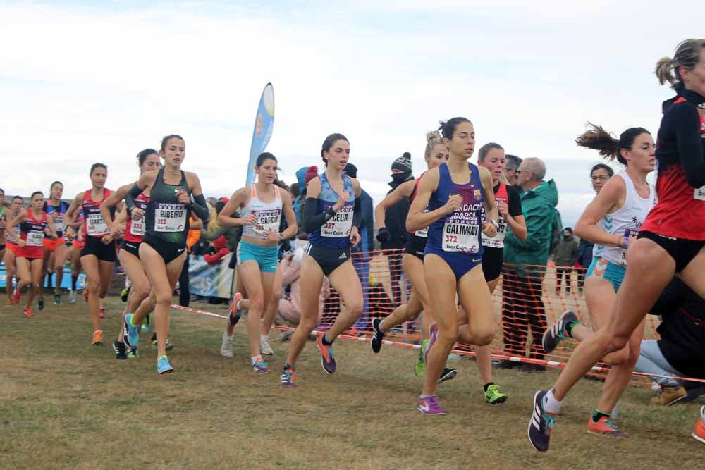 Fotos: Los mejores momentos de la carrera absoluta femenina