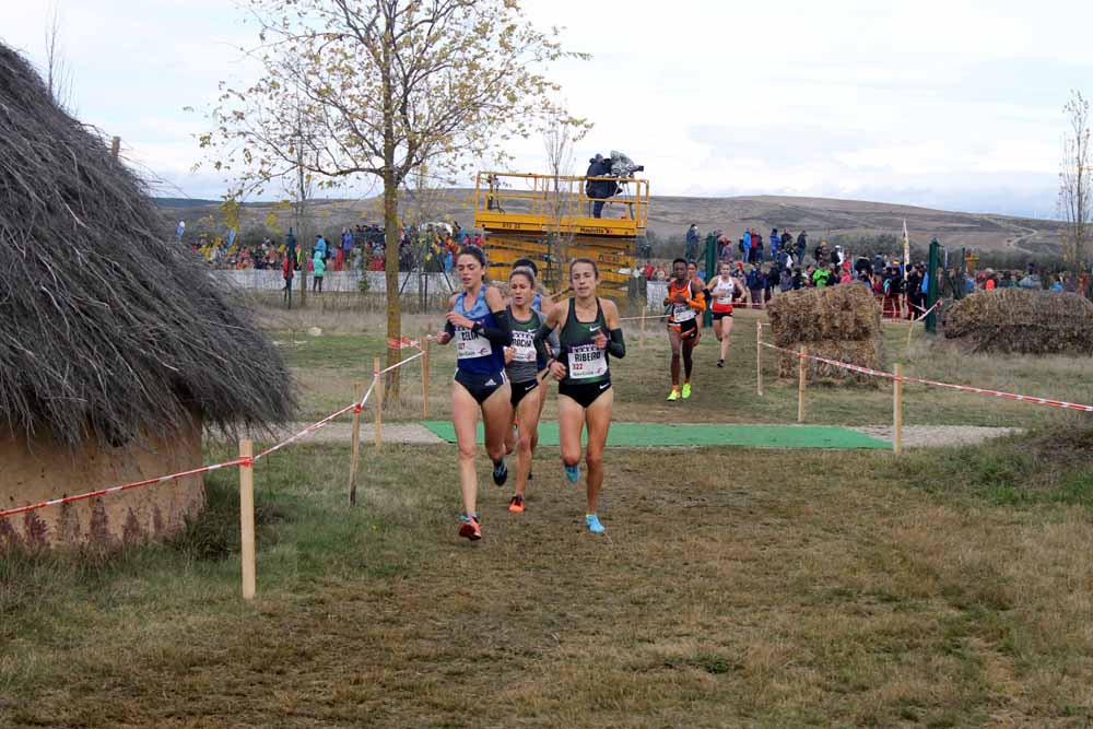 Fotos: Los mejores momentos de la carrera absoluta femenina