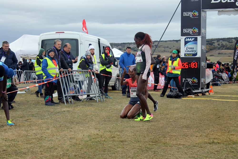 Fotos: Los mejores momentos de la carrera absoluta femenina