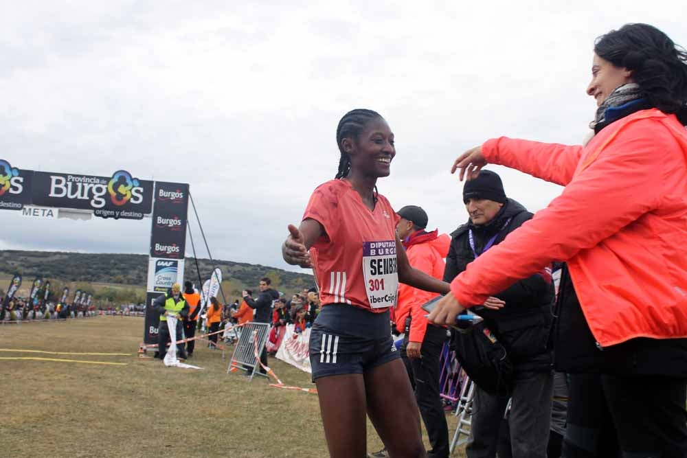 Fotos: Los mejores momentos de la carrera absoluta femenina