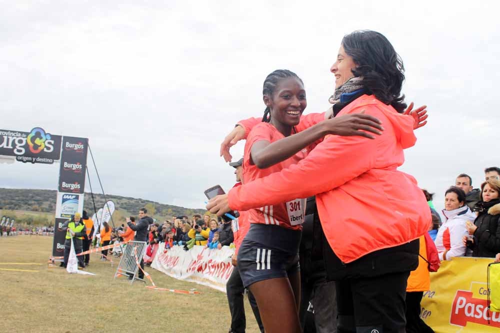 Fotos: Los mejores momentos de la carrera absoluta femenina