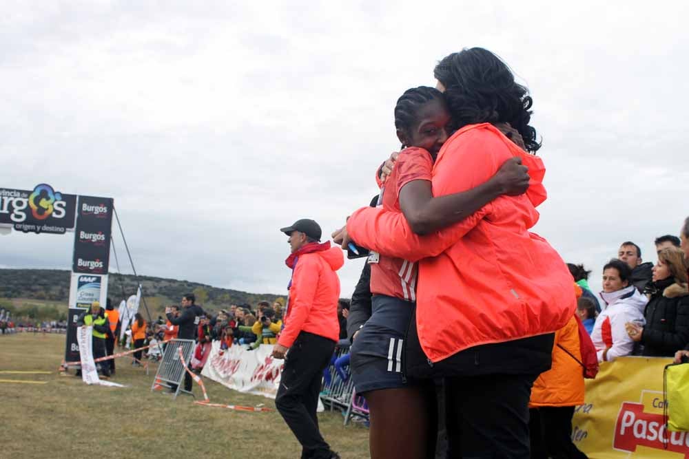 Fotos: Los mejores momentos de la carrera absoluta femenina