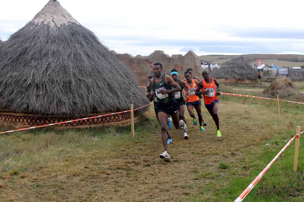 Fotos: Los mejores atletas del mundo en el Cross de Atapuerca