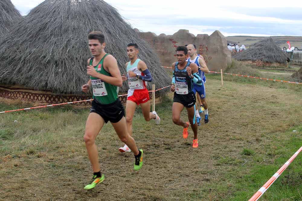 Fotos: Los mejores atletas del mundo en el Cross de Atapuerca