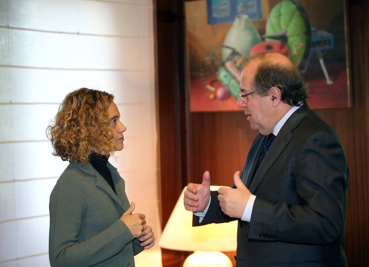 Fotos: Juan Vicente Herrera se reúne en Valladolid con la ministra de Política Territorial y Función Pública, Meritxell Batet
