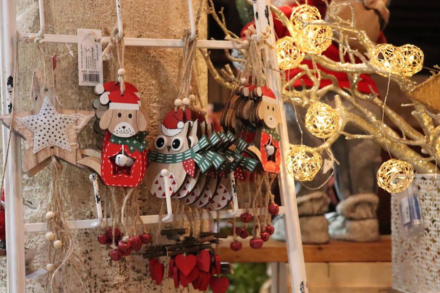 El Palacio de Castilfalé acoge este fin de semana la Muestra Floral de Navidad organizada por la Asociación de Floristas y Jardineros de Burgos