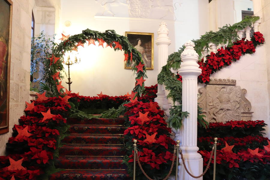 El Palacio de Castilfalé acoge este fin de semana la Muestra Floral de Navidad organizada por la Asociación de Floristas y Jardineros de Burgos