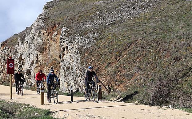 El Camino Natural, a su paso por La Bureba. 