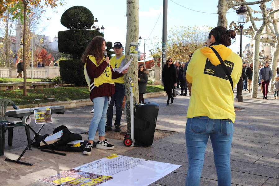 Amnistía Internacional se suma a la celebración del Día contra la Violencia de Género con una instalación artística y un recorrido musical por El Espolón