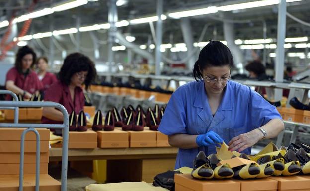 Los sueldos bajan en España a pesar del crecimiento de la economía y la productividad